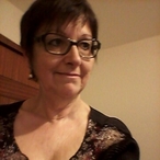 Kenia, 45 ans, Saint-Alban-de-Montbel