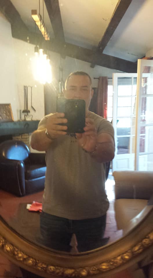 Elon, 45 ans, Venthon