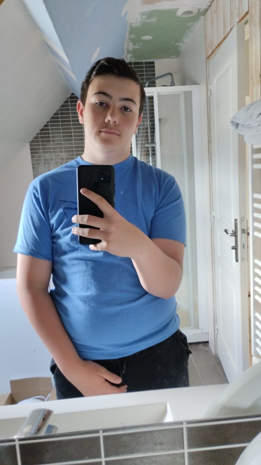 Eydan, 22 ans, Saint-Jeoire-Prieuré