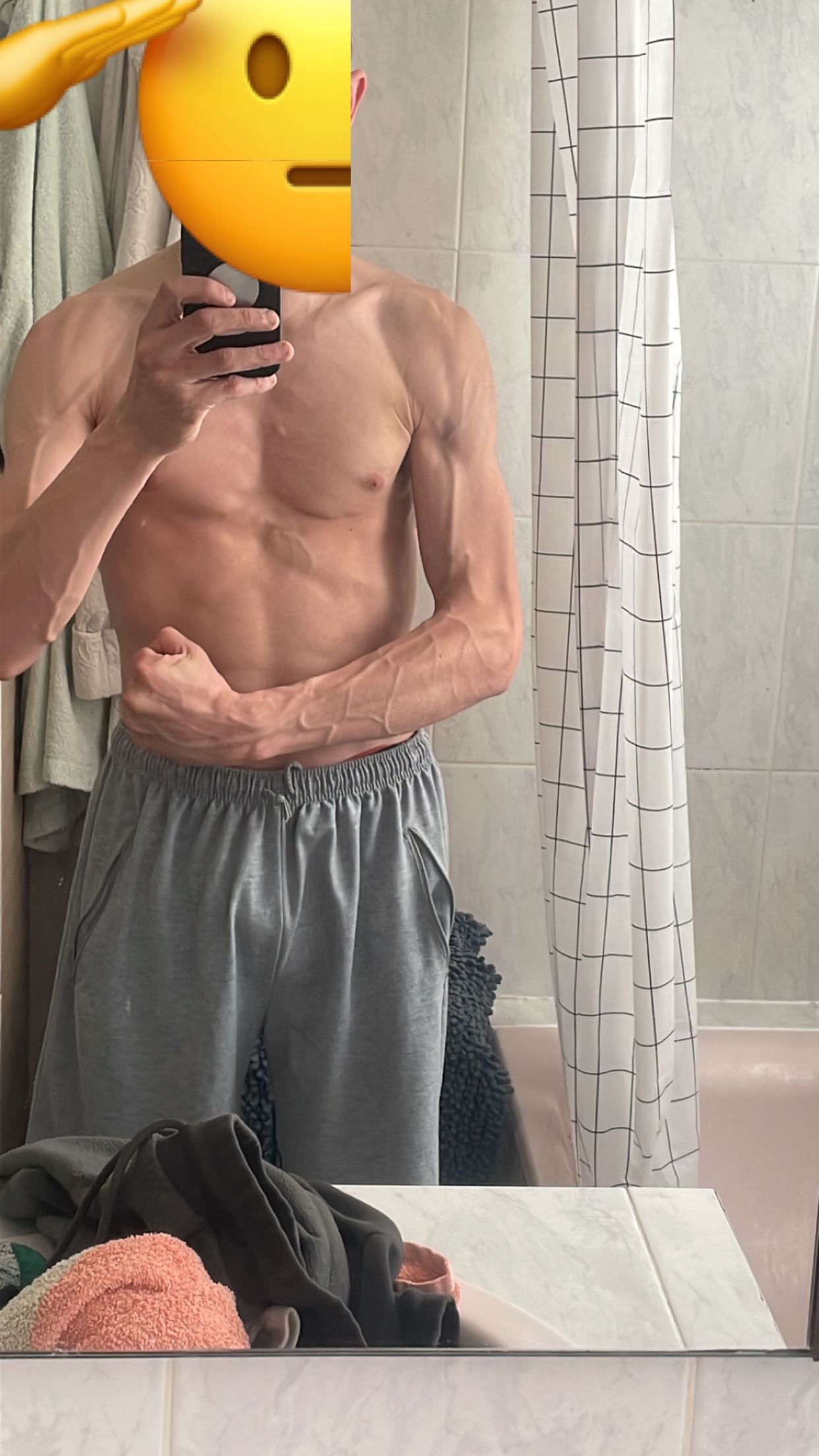 Enes, 26 ans, Marthod