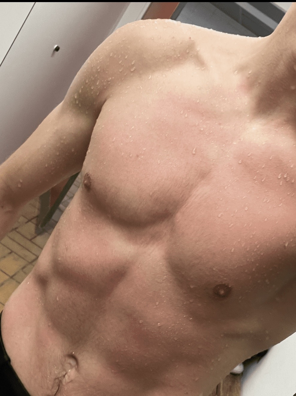 Adel, 22 ans, Cevins